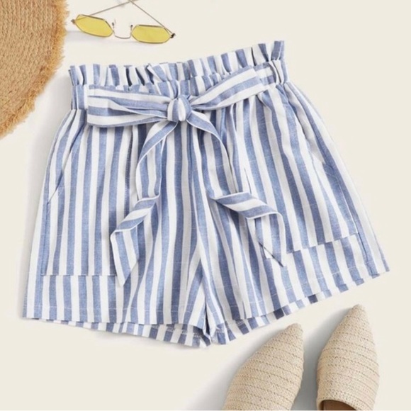 SHEIN Pants - 🌸 SHEIN Blue and White Preppy Beach Nautical Paper Bag Shorts With Tie Belt